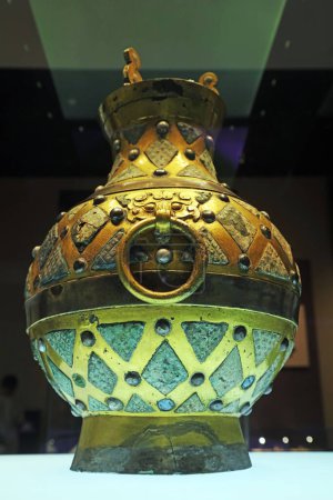 Téléchargez les photos : Anciens artefacts en cuivre chinois - en image libre de droit