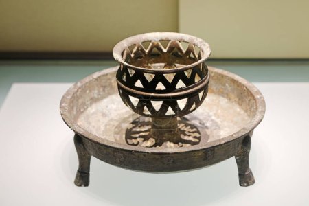 Téléchargez les photos : Anciens artefacts en cuivre chinois - en image libre de droit