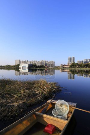 Téléchargez les photos : Paysage de parc fluvial à Chin - en image libre de droit