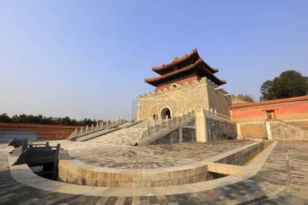 Téléchargez les photos : Ancient Chinese architectural scener - en image libre de droit