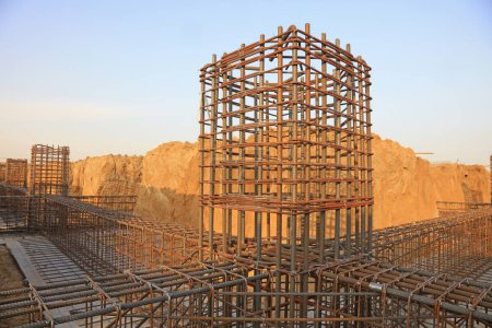 Téléchargez les photos : Foundation reinforcement truss of construction sit - en image libre de droit