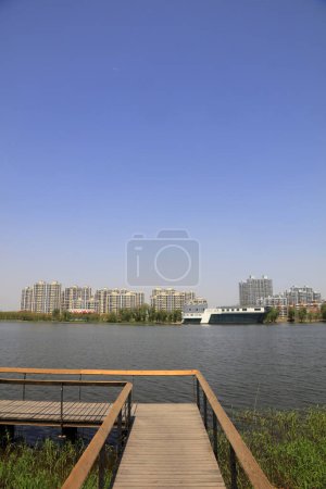 Téléchargez les photos : Paysage architectural de la ville riveraine, Tangshan, Chine - en image libre de droit