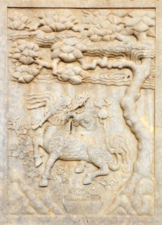 Téléchargez les photos : Facade sculpture of royal mausoleum stone archway in Qing Dynasty, Yi County, Hebei Province, China - en image libre de droit