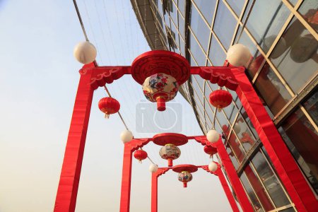 Téléchargez les photos : Lanterne chinoise de style traditionnel gros plan de la photo - en image libre de droit