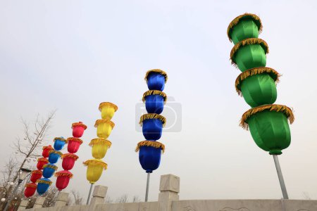 Téléchargez les photos : Garde-corps et lanterne de pont en pierre - en image libre de droit