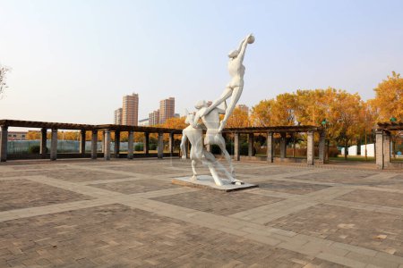 Foto de Figura escultura en el parque - Imagen libre de derechos