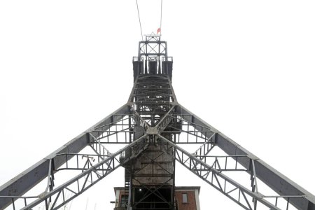 Téléchargez les photos : Paysage architectural du cadre de la tête dans la mine de charbon Kailuan, Tangshan, Chine - en image libre de droit