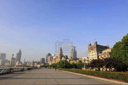 Téléchargez les photos : Shanghai, Chine - 1er juin 2018 : Paysages architecturaux de Shanghai Bund, Chin - en image libre de droit