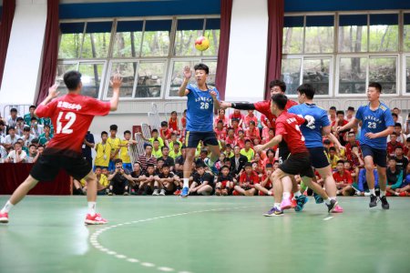 Téléchargez les photos : Comté de Luannan, Chine - Le 14 août 2019 : Chine Match de handball junior U Series Competition Site, comté de Luannan, province du Hebei, Chine - en image libre de droit