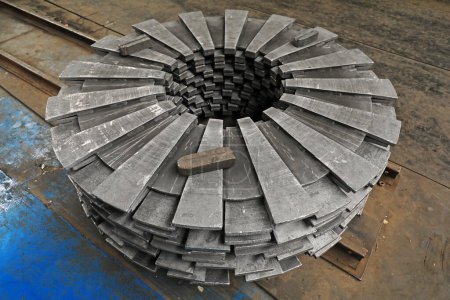 Pièces en acier fortes dans une usine, Chine du Nord