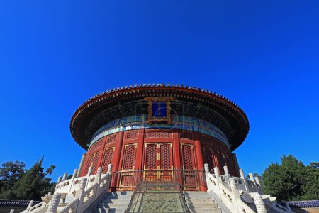Foto de Beijing, China - 5 de octubre de 2020: Paisaje arquitectónico de la cúpula imperial del templo del cielo en Beijing - Imagen libre de derechos