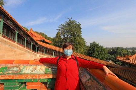 Téléchargez les photos : Pékin, Chine - 6 octobre 2020 : Les touristes visitent le palac d'été - en image libre de droit