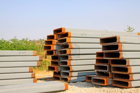 Stahlträger auf Baustelle, Nahaufnahme von Foto