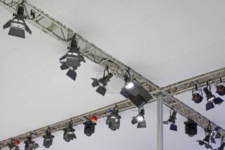 luces de escenario primer plano de la foto