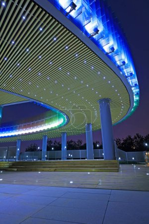 Paysage de construction circulaire dans un parc 