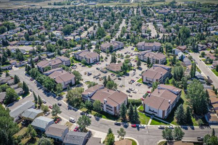 Foto de Lakeview es un barrio principalmente residencial situado en la parte sureste de Saskatoon, Saskatchewan, Canadá.. - Imagen libre de derechos