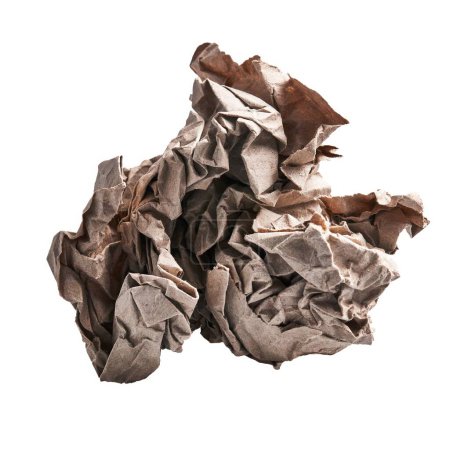 Foto de Una bola de papel arrugada marrón sobre fondo blanco aislado - Imagen libre de derechos