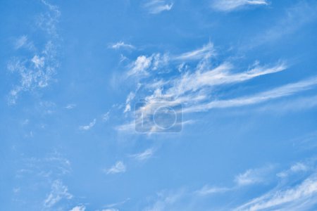 Téléchargez les photos : Belle image ciel bleu - en image libre de droit