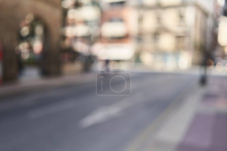 Téléchargez les photos : Image d'un paysage urbain flou dans la rue - en image libre de droit