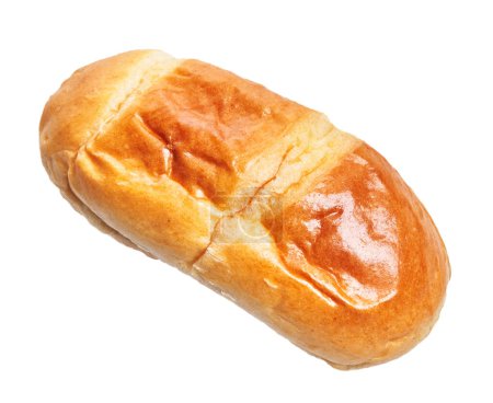 Vue de dessus d'un pain frais brun doré isolé sur fond blanc.