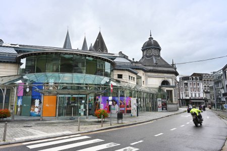 Photo for SPA, WALLONIA, BELGIUM - AUGUST 2023: Glass exhibition space extension to the historic Pouhon Pierre le Grand building - Royalty Free Image