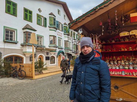 Photo for VIPITENO, ITALY - DECEMBER 30, 2022: View of the main square of Vipiteno with typical christmas market in the square, South Tyrol, Italy - Royalty Free Image