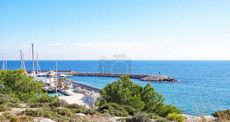 Foto de Harbour, beach and lighthouse of Torredembarra, Tarragona, Catalunya, Spain, Europe - Imagen libre de derechos