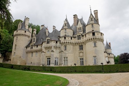 Téléchargez les photos : Rigny-Usse, France - 12 juin 2010 : Château d'Usse, bastion du Val de Loire. Château de Rigny-Usse. Usse, listé depuis 1931 - en image libre de droit