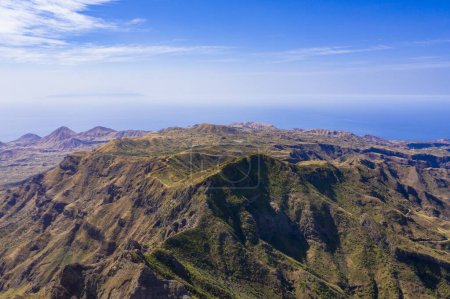 Foto de Vista aérea del parque natural Serra Malagueta en la isla de Santiago en Cabo Verde - Cabo Verde - Imagen libre de derechos