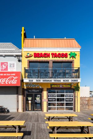 Téléchargez les photos : Seaside Park, NJ - 8 avril 2024 - Beach Tacos, un nouveau restaurant de restauration rapide sur Jersey Shore avant l'ouverture. - en image libre de droit