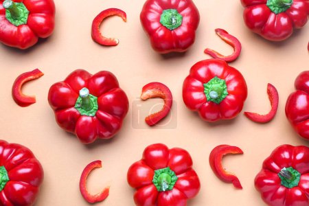 Foto de Composition with red bell peppers on color background - Imagen libre de derechos