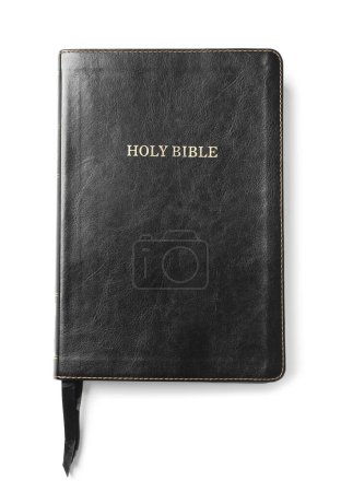Téléchargez les photos : Sainte Bible isolé sur fond blanc - en image libre de droit