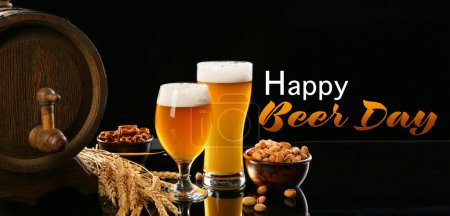 Banner für Happy Beer Day mit Gläsern frischer Getränke
