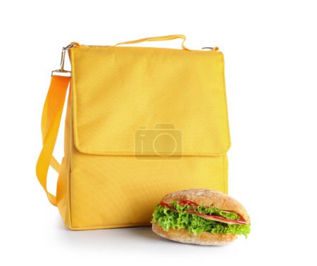 Téléchargez les photos : Sac boîte à lunch avec sandwich isolé sur fond blanc - en image libre de droit