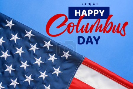 Téléchargez les photos : Bannière pour Happy Columbus Day avec drapeau des États-Unis sur fond bleu - en image libre de droit