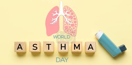 Téléchargez les photos : Bannière pour la Journée mondiale de l'asthme avec inhalateur et poumons en papier - en image libre de droit