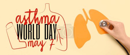 Téléchargez les photos : Bannière pour la Journée mondiale de l'asthme avec main féminine, stéthoscope et poumons en papier - en image libre de droit