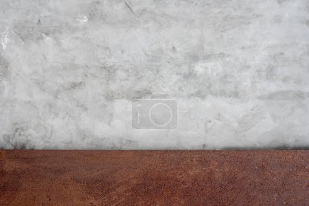 Téléchargez les photos : Mur en béton et fond en acier oxydé - en image libre de droit