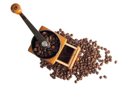 Téléchargez les photos : Machine de moulin à café en bois avec fond de grain de café ob - en image libre de droit