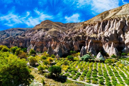 Téléchargez les photos : Vue de la vallée de la Zelve en Cappadoce, Turquie. Site du patrimoine mondial de l'UNESCO. - en image libre de droit