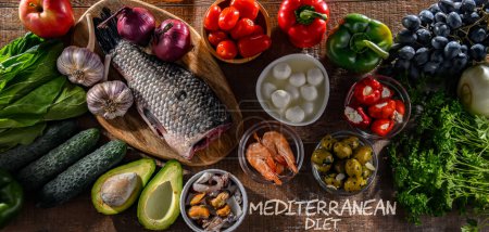 Foto de Productos alimenticios que representan la dieta mediterránea y que pueden mejorar el estado general de salud - Imagen libre de derechos