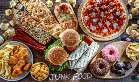 Foods enhancing the risk of cancer. Junk food.