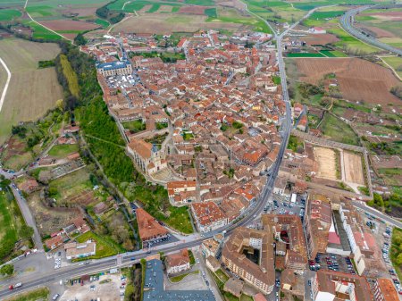 Téléchargez les photos : Vue aérienne panoramique de Lerma Burgos province Espagne - en image libre de droit