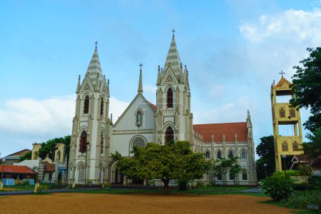 Téléchargez les photos : Église catholique romaine à Negombo, Sri Lanka, Asie. - en image libre de droit