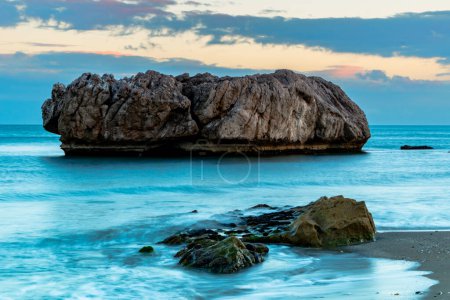 Foto de Fantástica vista de la playa de Piedra Paloma, Casares, Málaga, España - Imagen libre de derechos