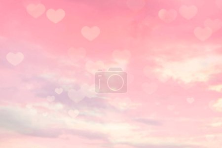 Foto de Abstract pink sky background with heart shaped bokeh - Imagen libre de derechos
