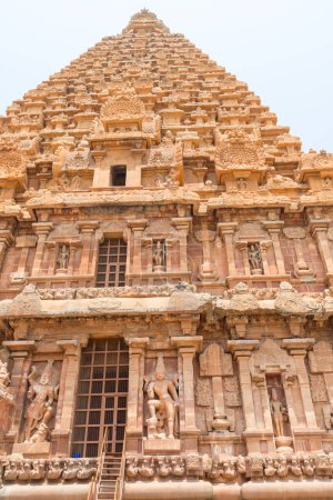 Foto de Templo Brihadeeswara o Templo Grande en Thanjavur, Patrimonio de la Humanidad por la UNESCO Tamil Nadu India. - Imagen libre de derechos