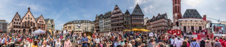 Photo for FRANKFURT, GERMANY - AUG 25, 2017: candidate for german cancellorship Martin Schulz helds a speech to his audience in Frankfurt at the Roemer place. People at the roemer wait for the candidate. - Royalty Free Image