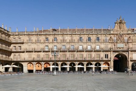 Téléchargez les photos : Vue sur la place publique baroque, XVIIIe siècle, Plaza Mayor à Salamanque centre-ville, Espagne - en image libre de droit