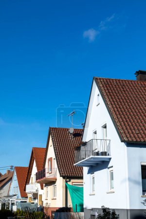 Foto de Typical german small detached house in Germany - Imagen libre de derechos